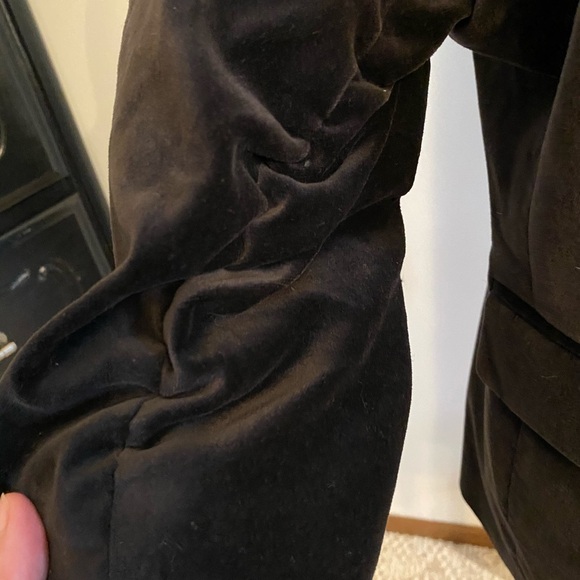 3/$25 🤗 The Limited Velvety black jacket for work/play. 3/4 sleeve with band - Picture 3 of 6